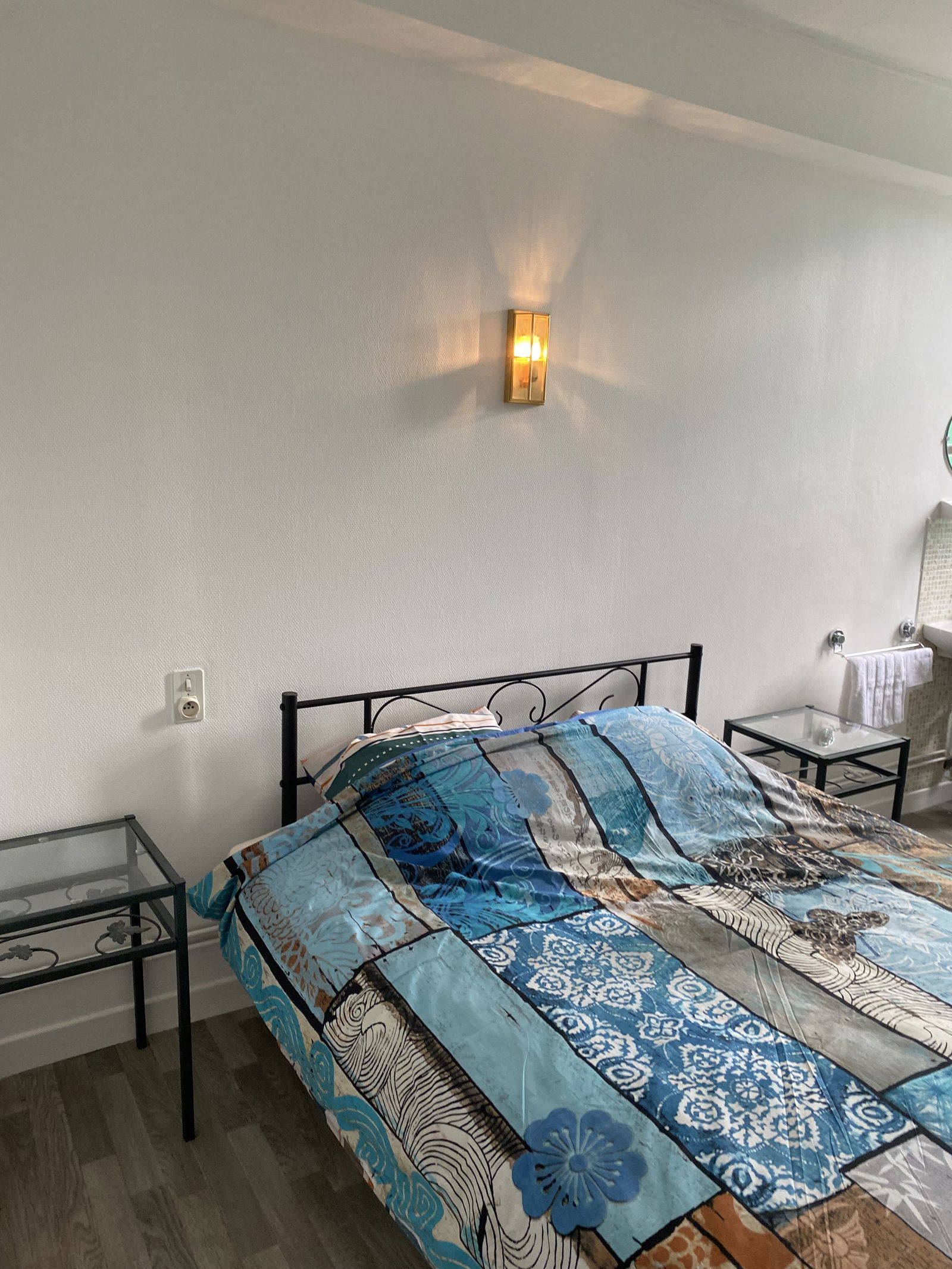 Habitaciones De Huéspedes Châtel-de-Neuvre 392497