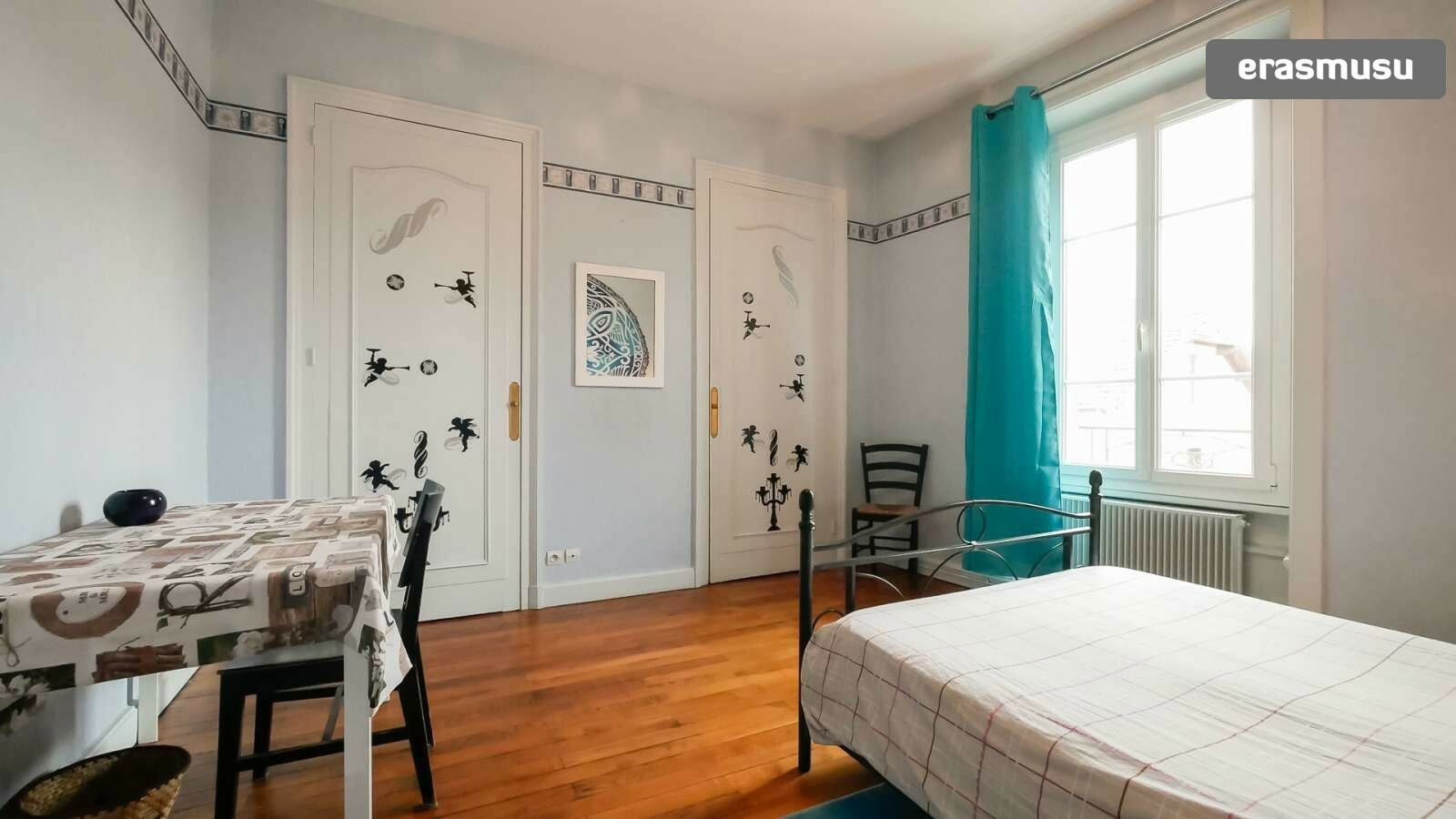 Estudio Independiente Lyon 206258
