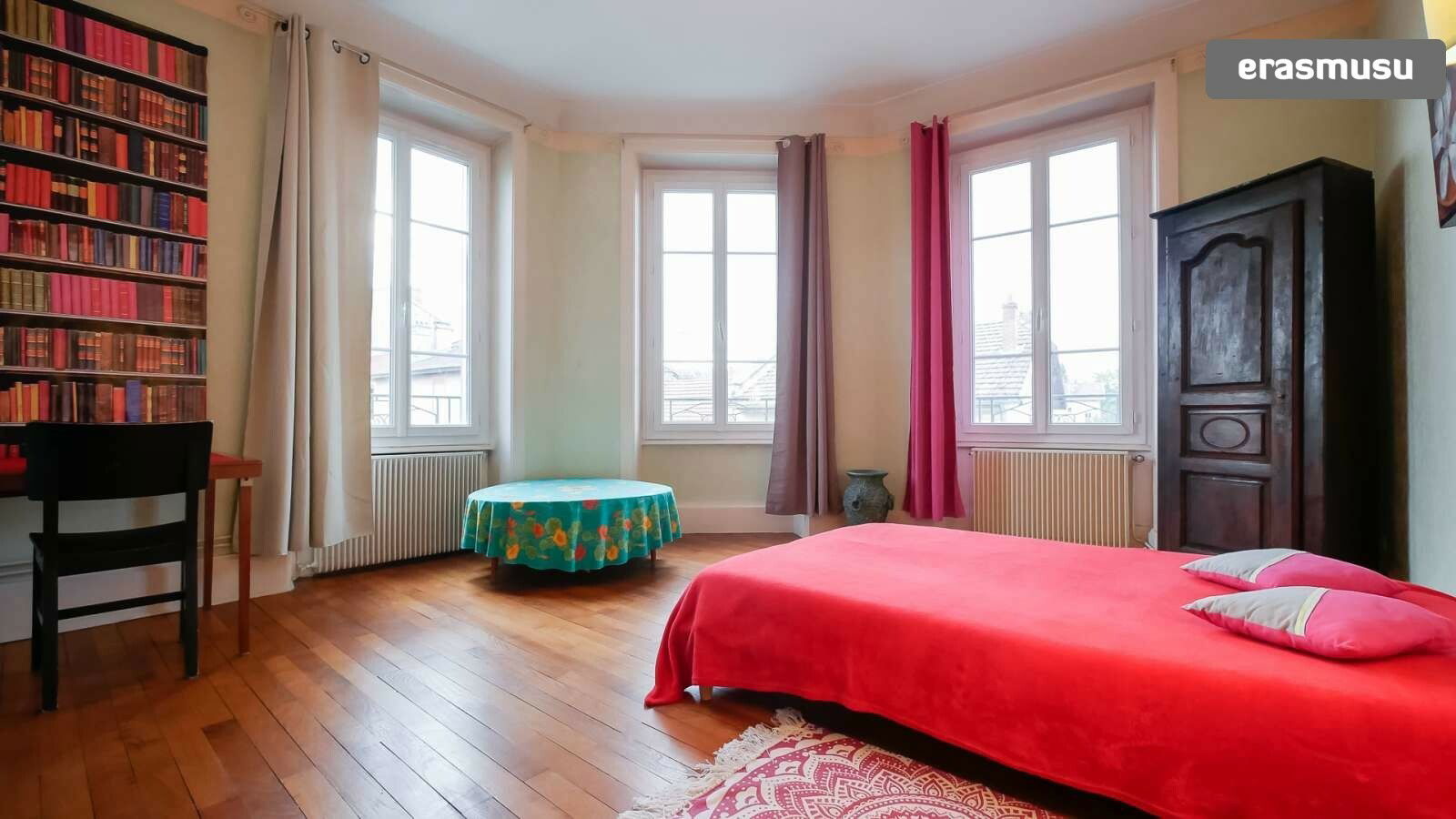 Estudio Independiente Lyon 206258