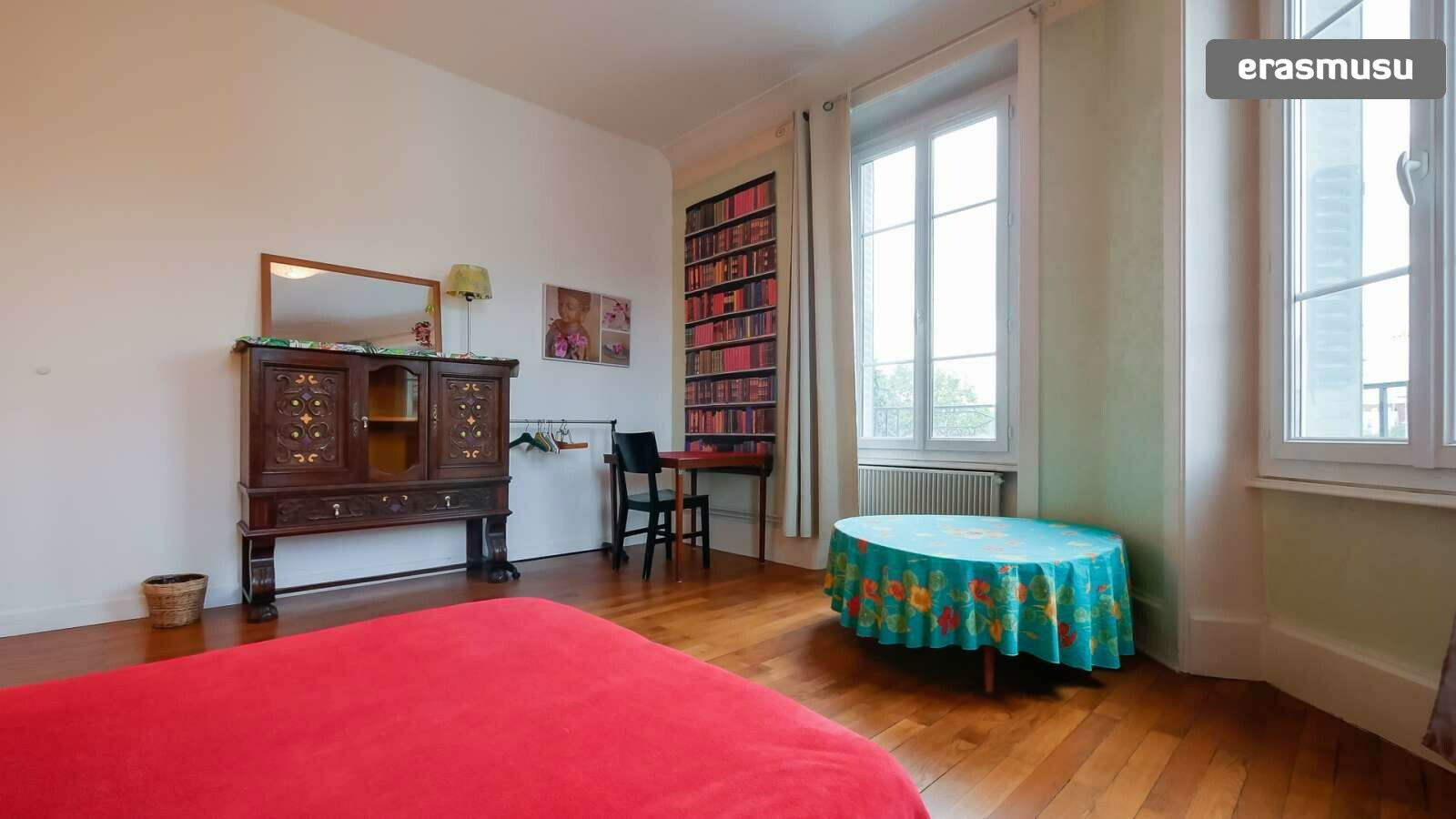 Estudio Independiente Lyon 206258