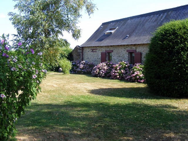 Habitaciones De Huéspedes Montguillon 35769