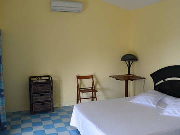 Roomlala | Habitation Pineau : AZUR: bungalow vue mer et jacuzzi privé