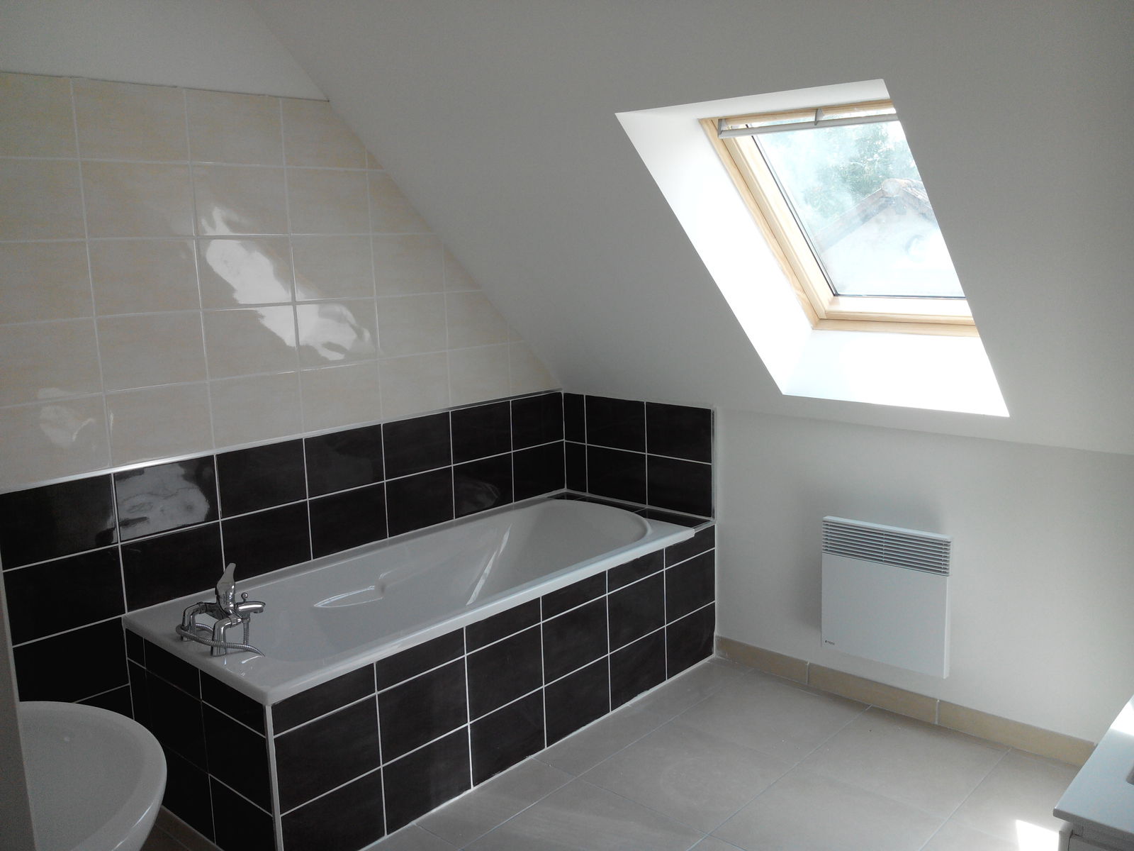 Kolokation Saint-Cyr-en-Val 81257