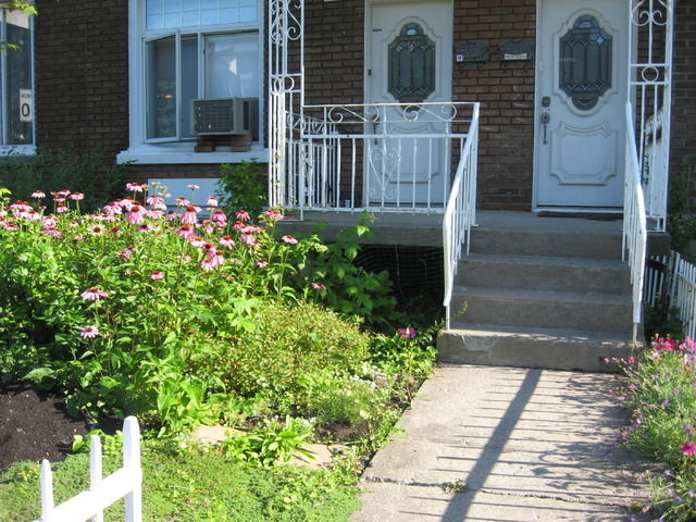Onofhängeg Studio Montréal 10832
