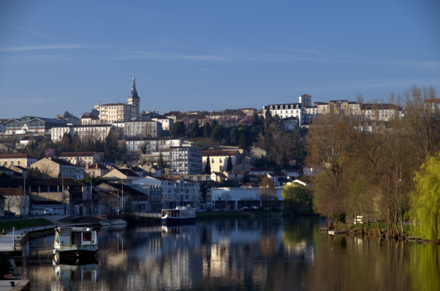 Onofhängeg Studio Saint-Yrieix-sur-Charente 60190