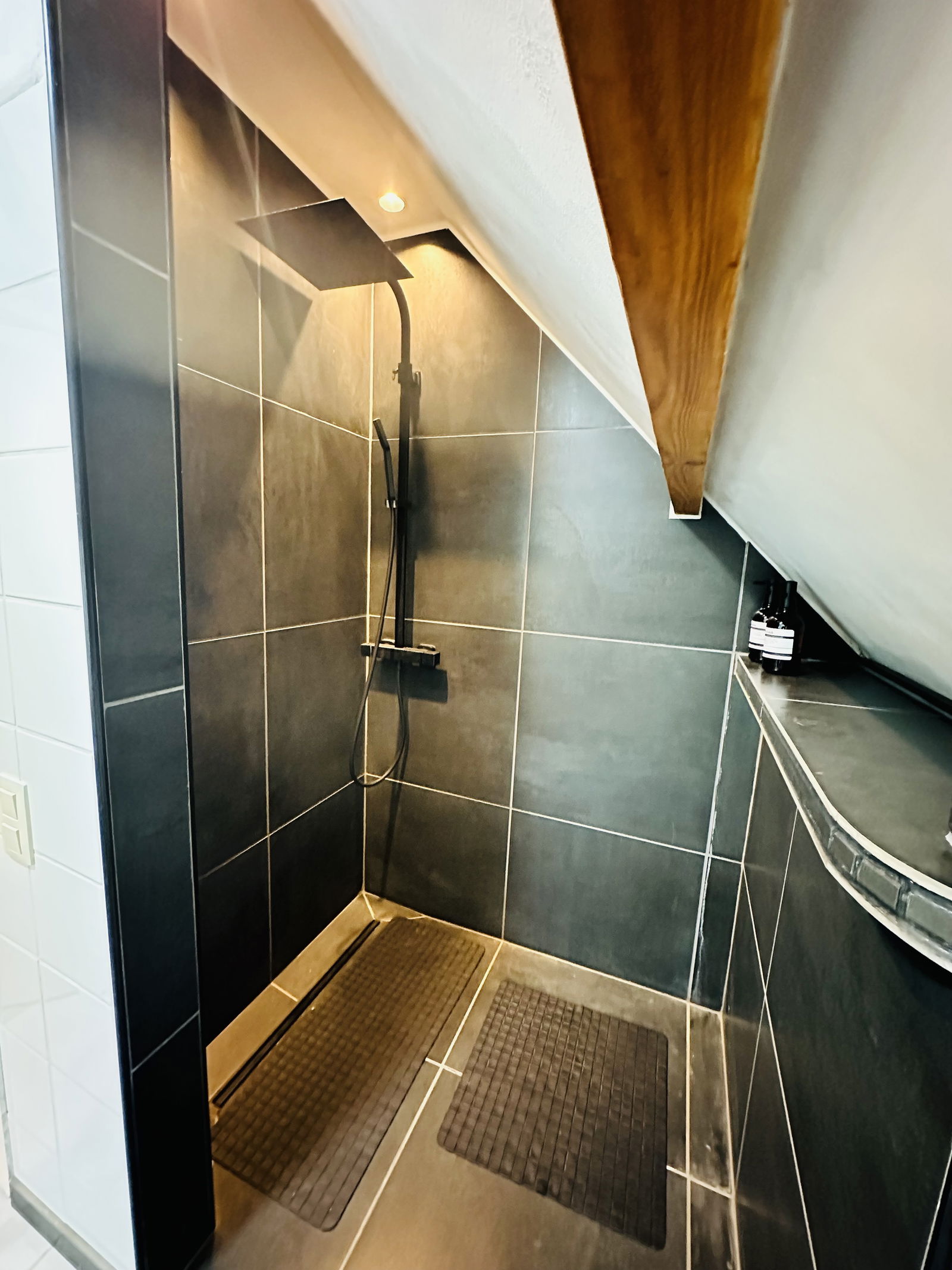Onofhängeg Studio Froidchapelle 428893