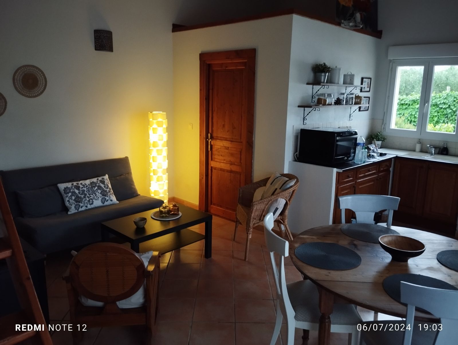 Unabhängiges Studio Domazan 247664