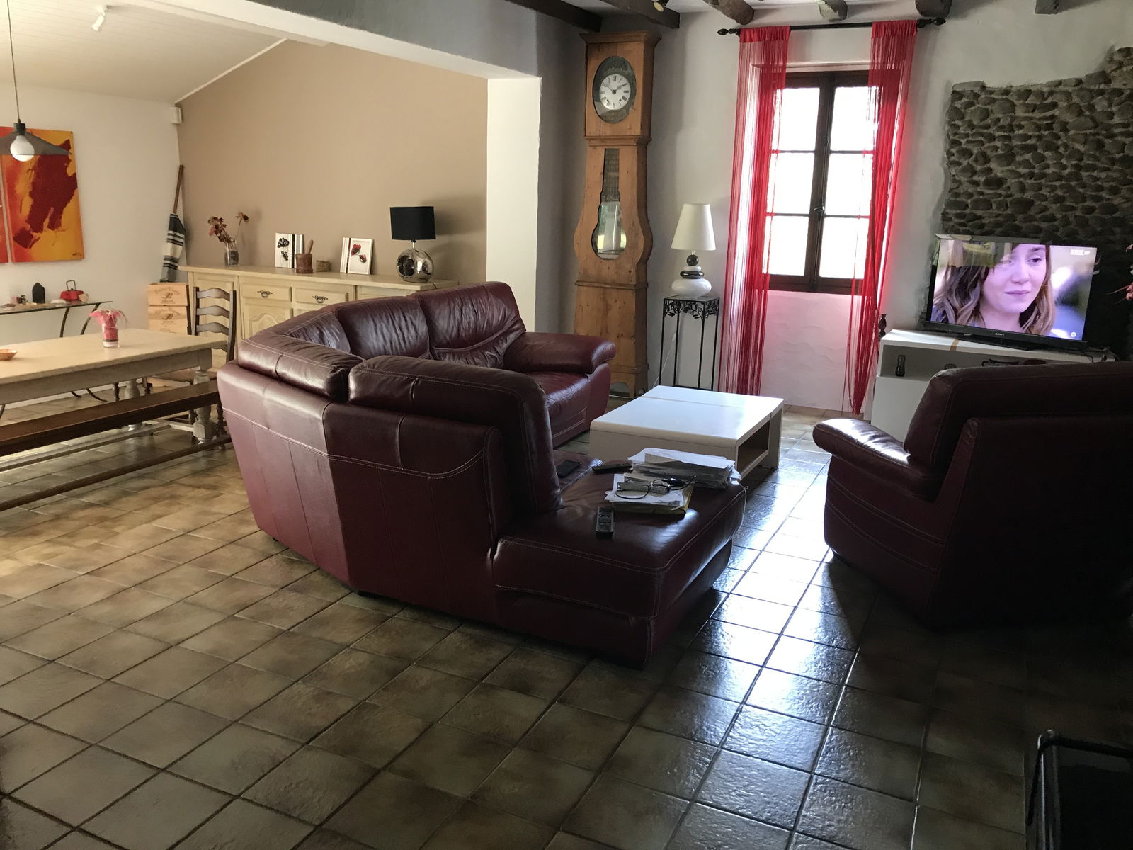 Unabhängiges Studio Pey 68427