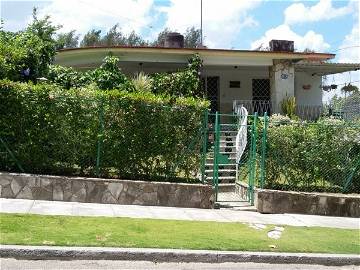 Habitación En Alquiler La Habana 175200-1