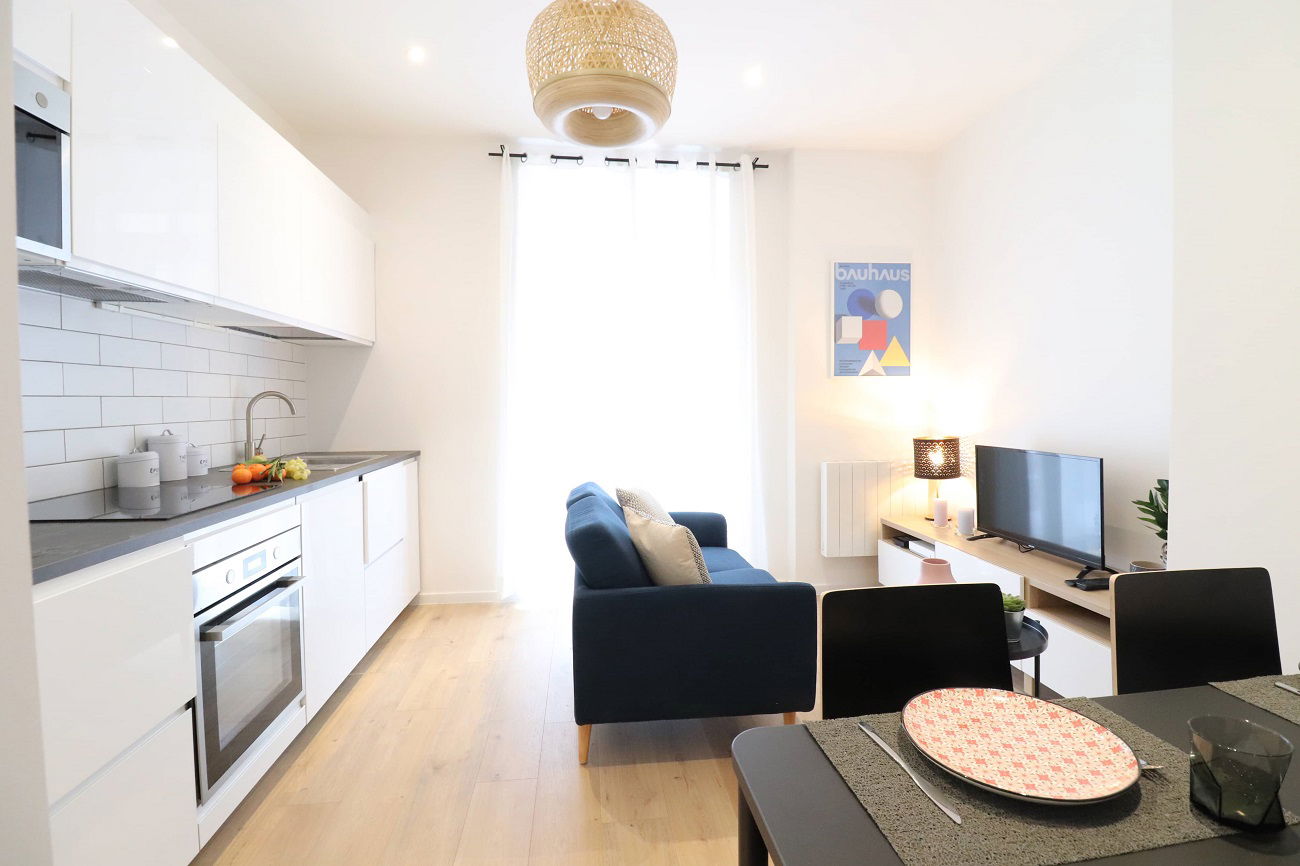 Colocatie Nice 508345