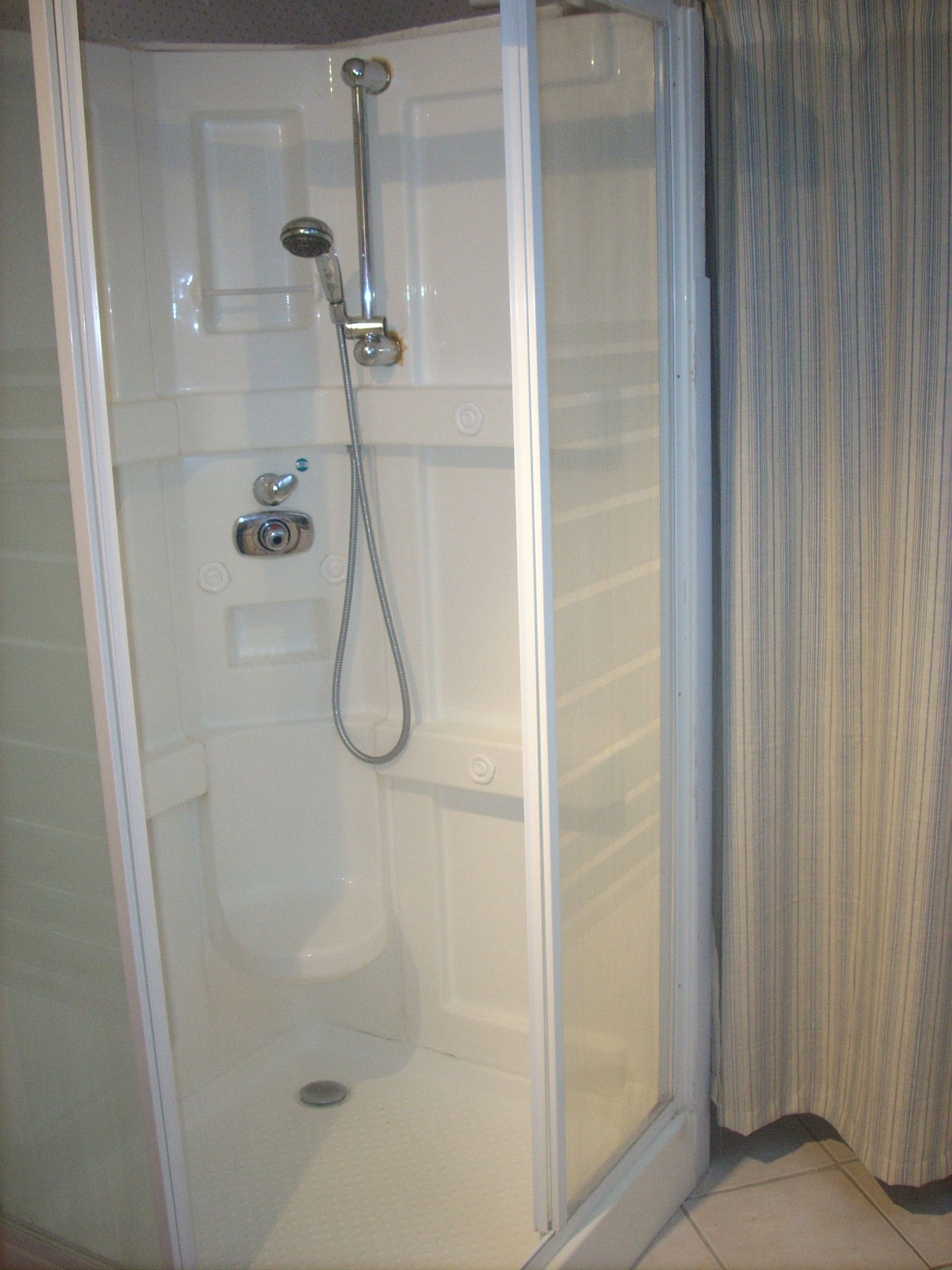 Kolokation Angers 63816