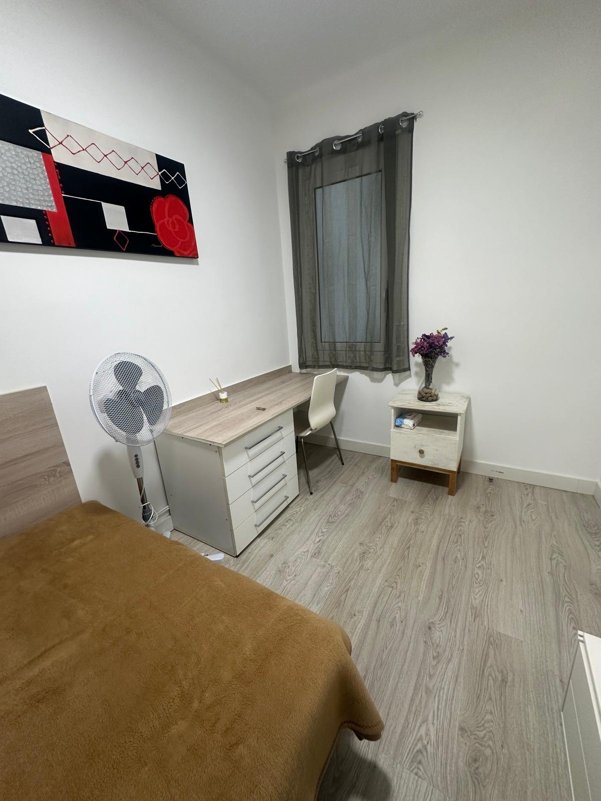 Gaascht Zëmmeren Barcelona 547023