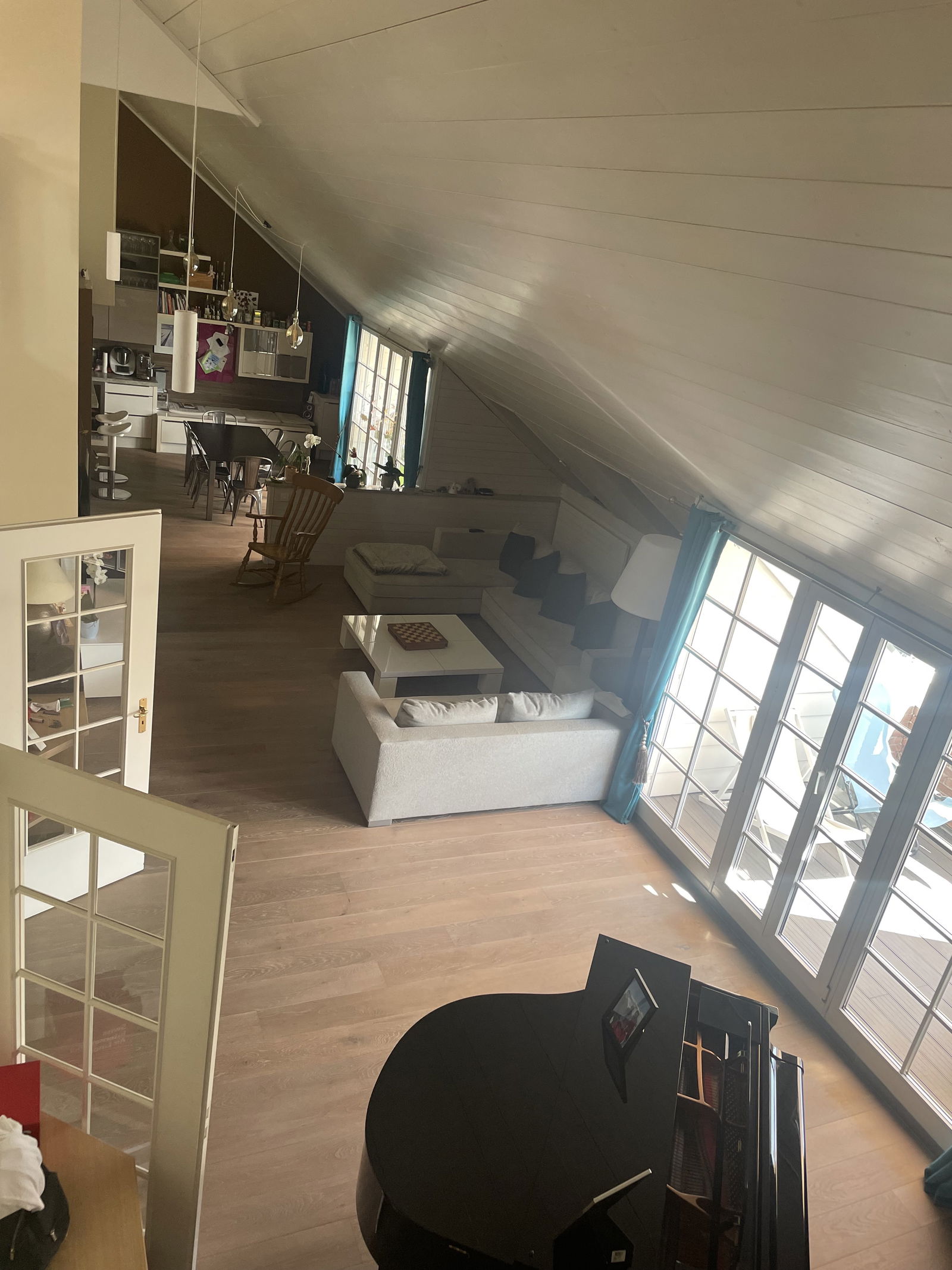 Quedarse En Casa Vessy 260301