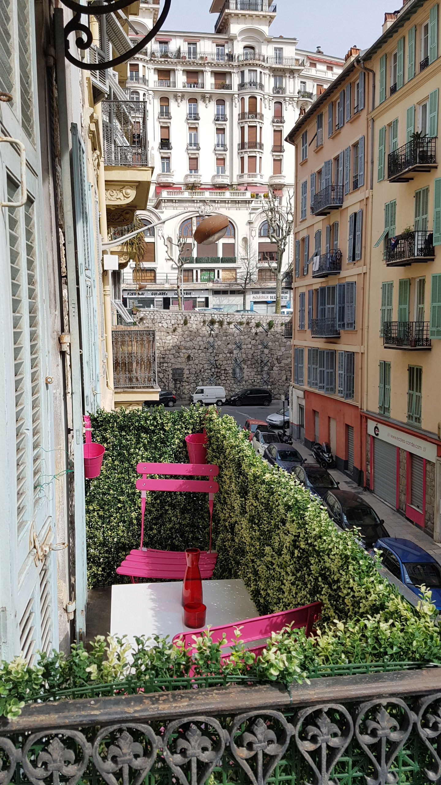 Colocación Nice 235894