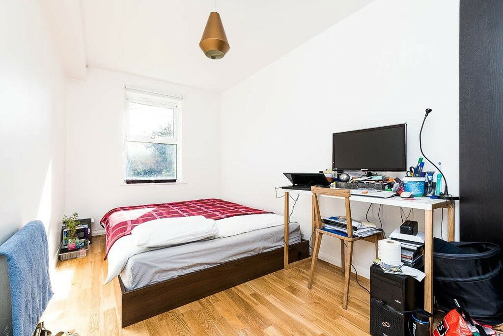 Colocación London 129940