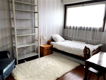 Roomlala | Hermosa habitación en alquiler, borde del bosque de Poissy St Germain