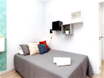 Room For Rent Barcelona 358656-1