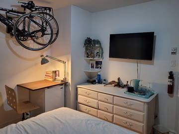 Roomlala | Hermosa habitación en Rosemont