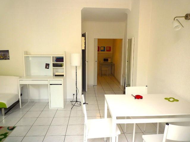 Habitaciones De Huéspedes Nîmes 54547