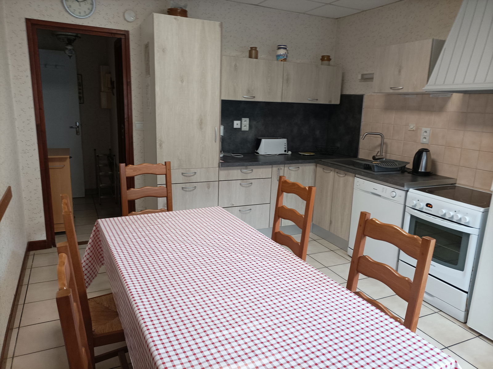 Estudio Independiente La Bourboule 48540