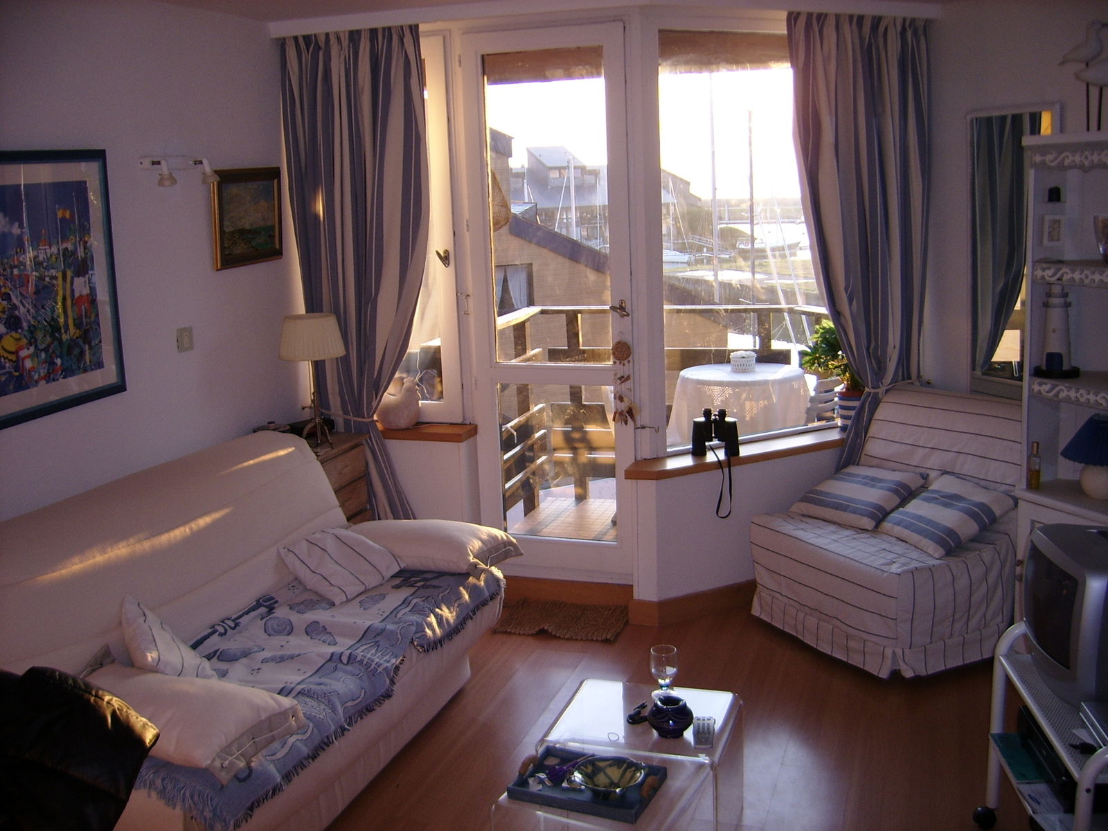 Estudio Independiente Deauville 98103