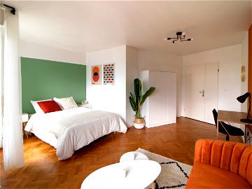 Roomlala | Hervorragendes 21 M² Großes Zimmer Mit Terrasse – SDN21