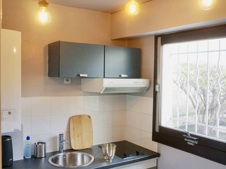 Entire Home Paris 251741-4