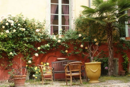 Independent Studio Bourg-Saint-Andéol 153866