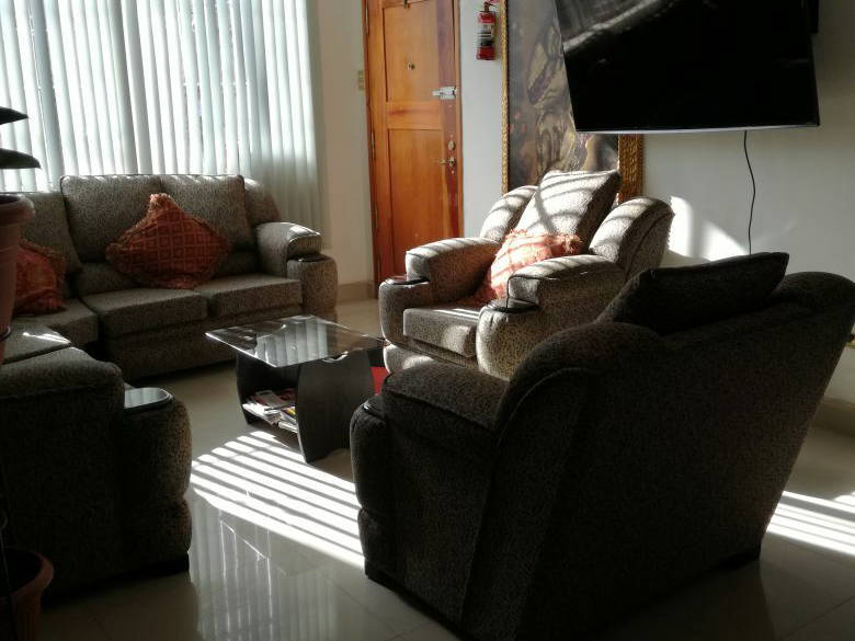 Hela Huset Cusco 224695-1