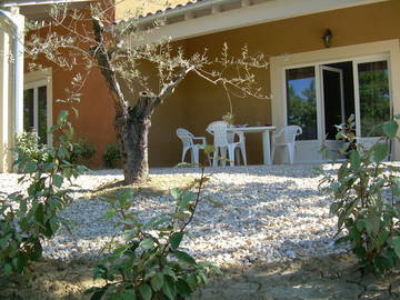 Chambre À Louer Saint-Sauveur-De-Cruzières 103884