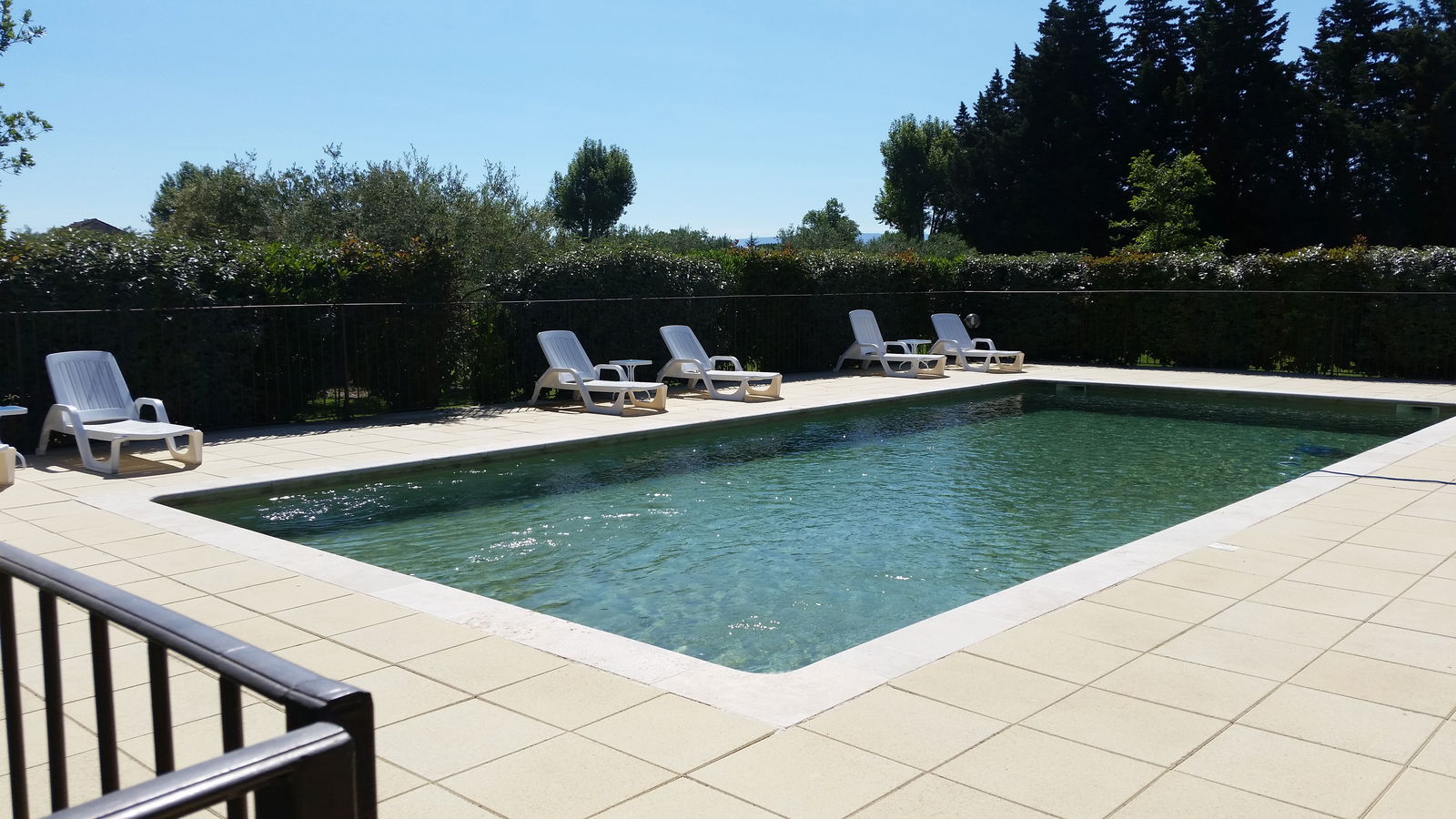 Entire Home Monteux 166565