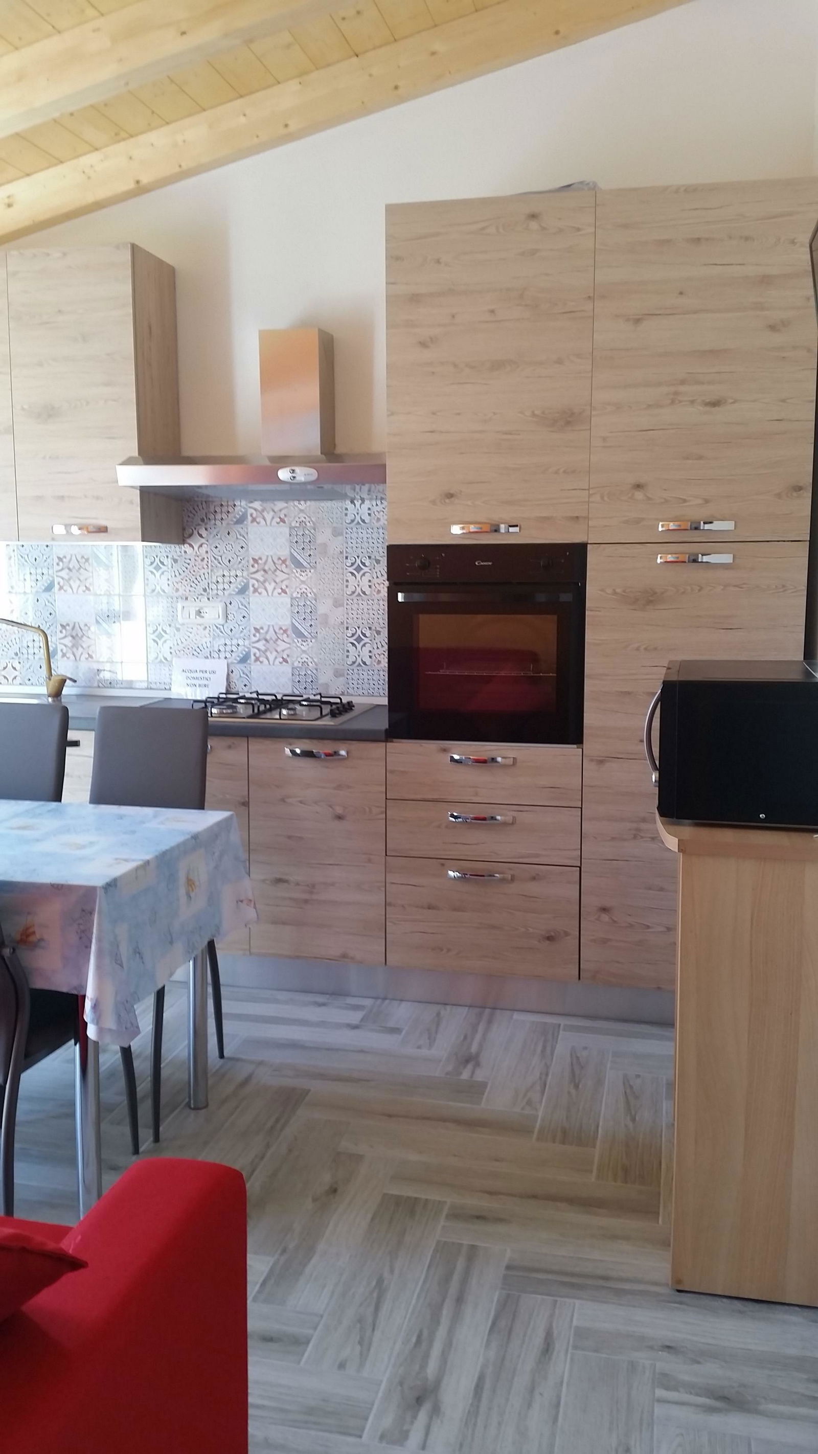 Independent Studio Badesi 154601