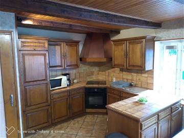 Room For Rent La Tour-D'auvergne 221540