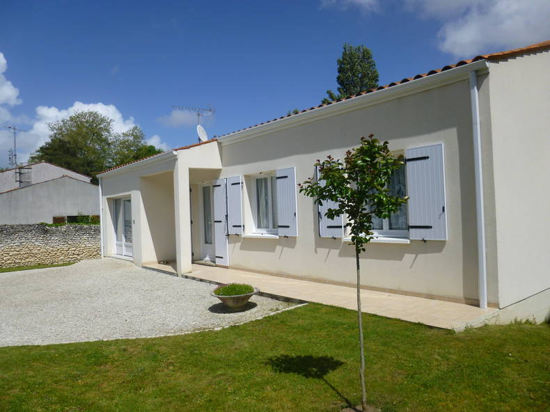 Entire Home Royan 134103-1