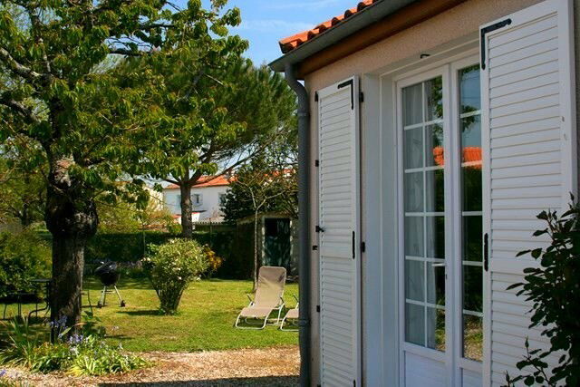 Homestay Dompierre-sur-Mer 47504