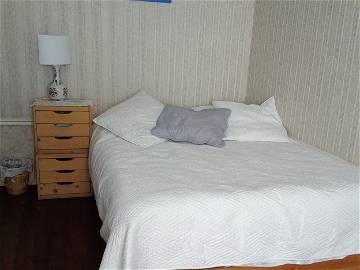 Room For Rent Paris 250715-1
