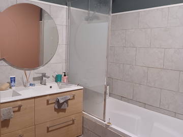 Unterkunft beim Gastgeber zur Miete in Castelnau-Chalosse - Foto 3 : Badezimmer-3