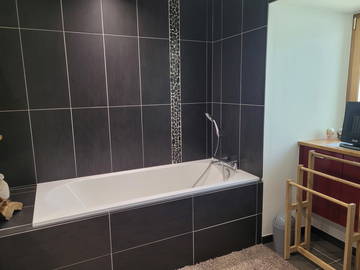 Kamer bij de gastheer te huur in Neuvéglise-Sur-Truyère - foto 8-8