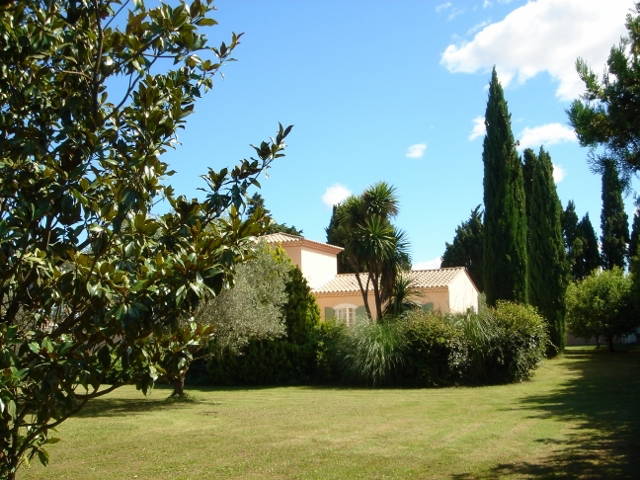 Gastgezin Tarascon 74570-4