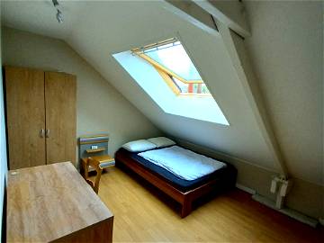 Roomlala | Homestay Room In The Center Of Nivelles