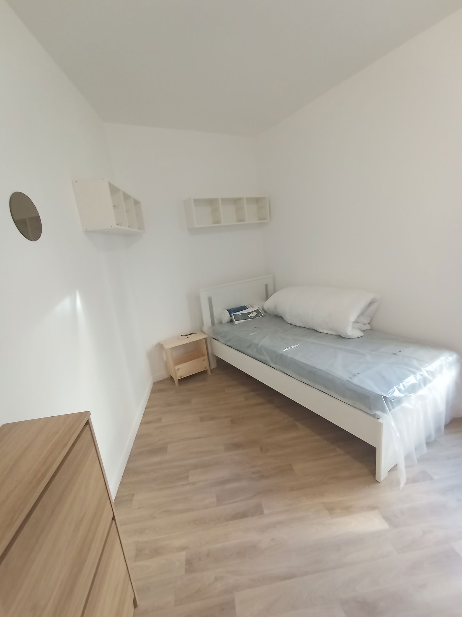 Colocatie Stains 459033
