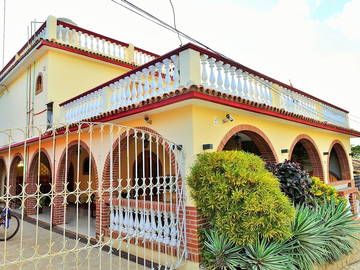 Roomlala | Hostal Cuba, Deux Chambres Modernes En Bord De Mer