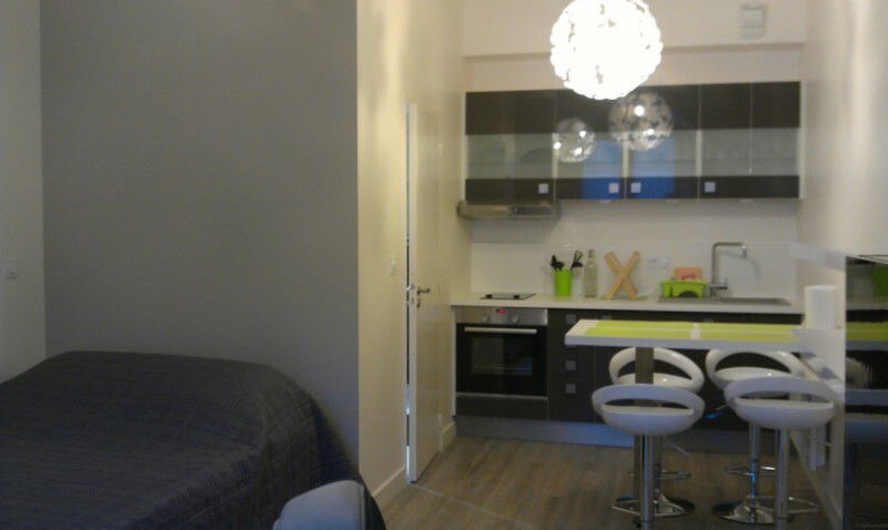 Bed And Breakfast Écully 64951