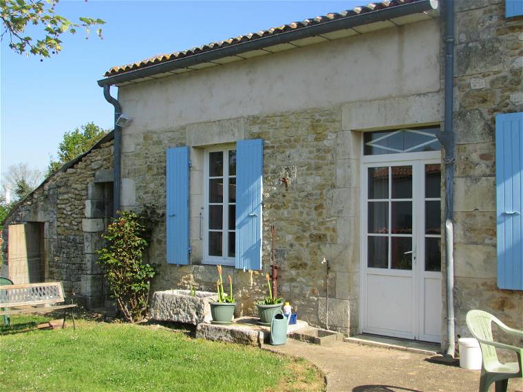 Chambre À Louer Gémozac 83705-1