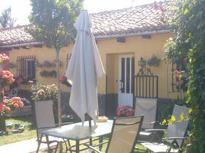 Casa-Chalet Con Giardino