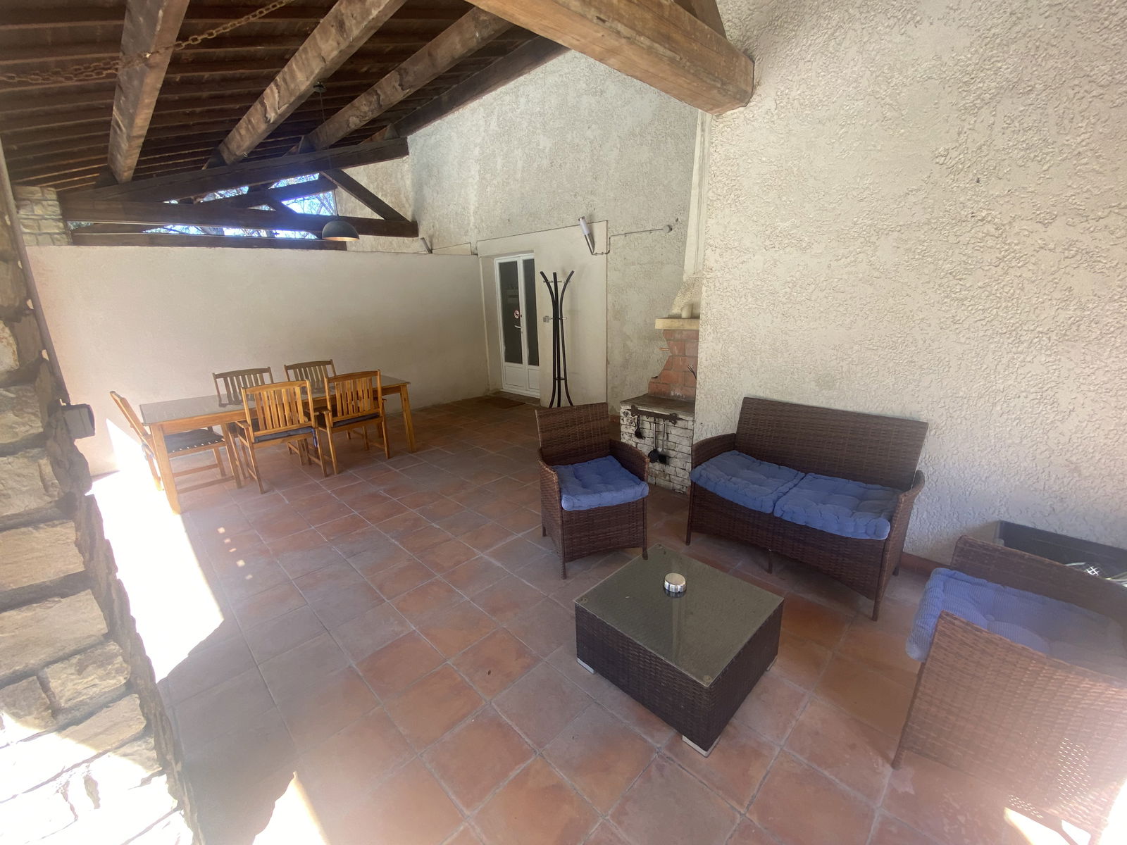 Independent Studio Grans 44114