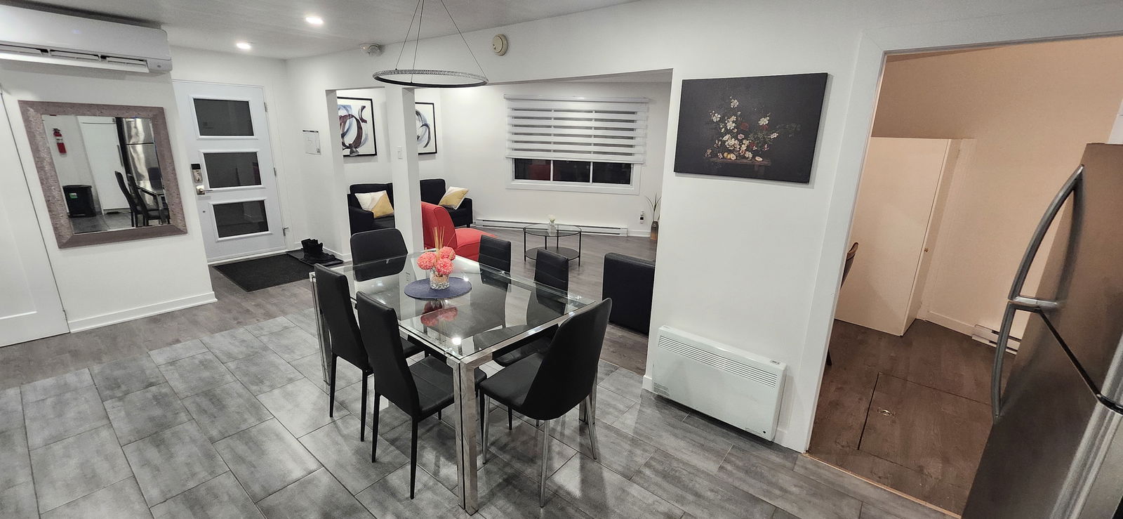 Independent Studio Laval 265272