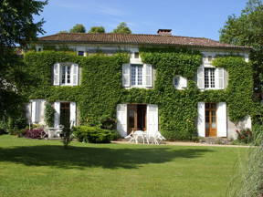 Maison À Louer - Doumarias