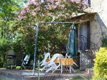 Room For Rent Vaureilles 64412