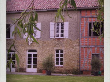 Roomlala | House for Rent - Jazz in Marciac